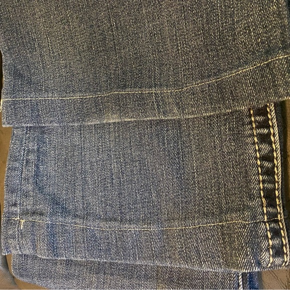 Miss Me	Low Rise 5 Pocket Distressed Signature Boot Jeans - Picture 9 of 9